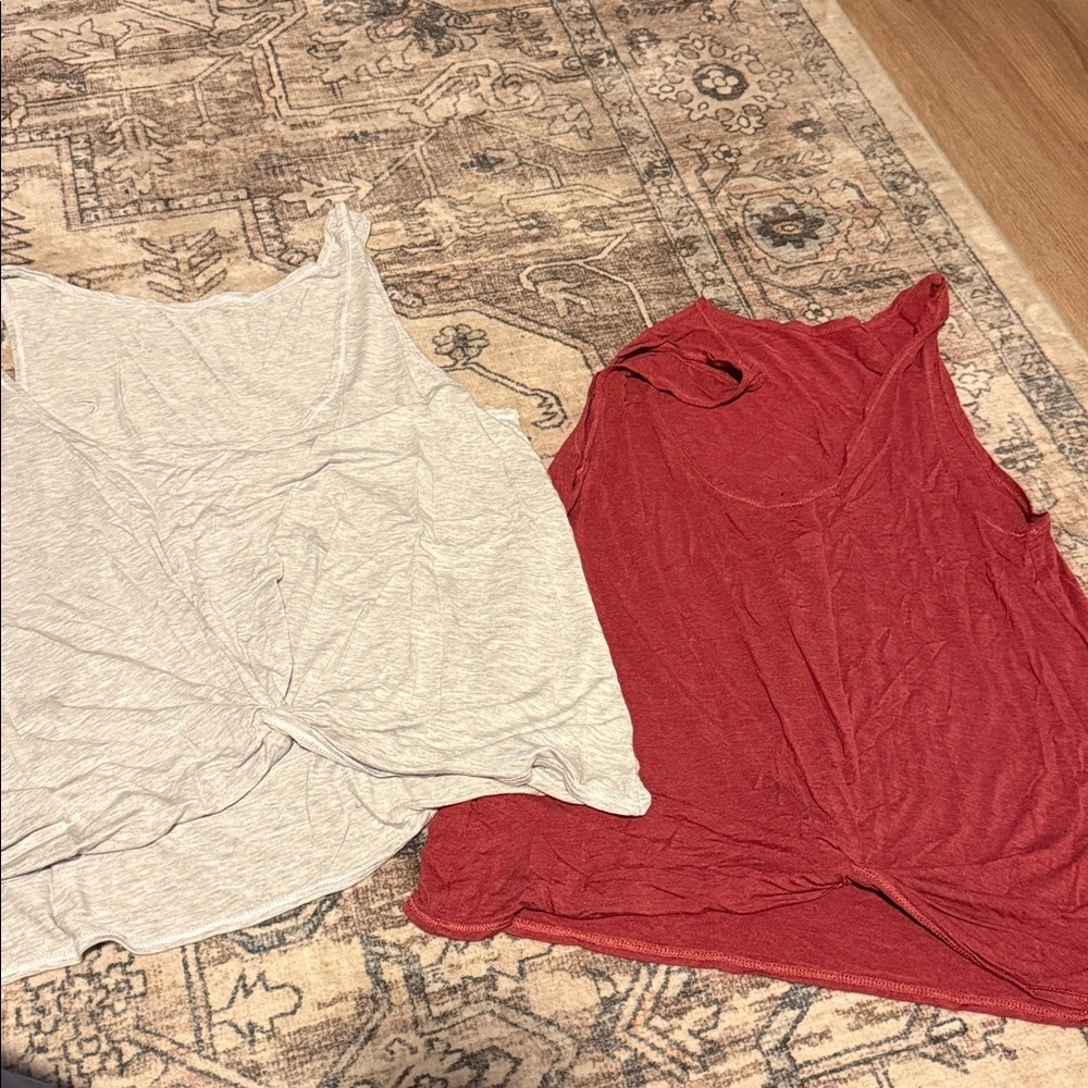 Zyia Red and Gray Tank Tops size xl - Picture 3 of 3